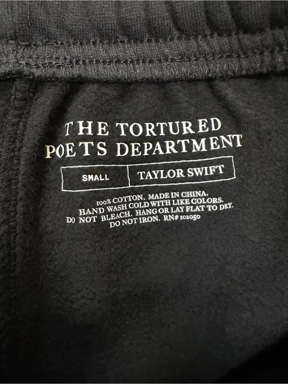 Taylor Swift TTPD Black Embossed Hoodie and Sweatpants Set Black Size Small - Picture 12 of 13